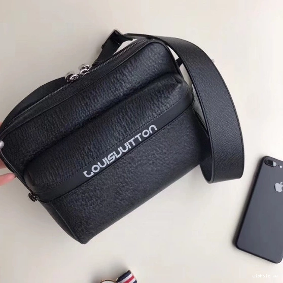 WIS Louis Vuitton Messenger 0804